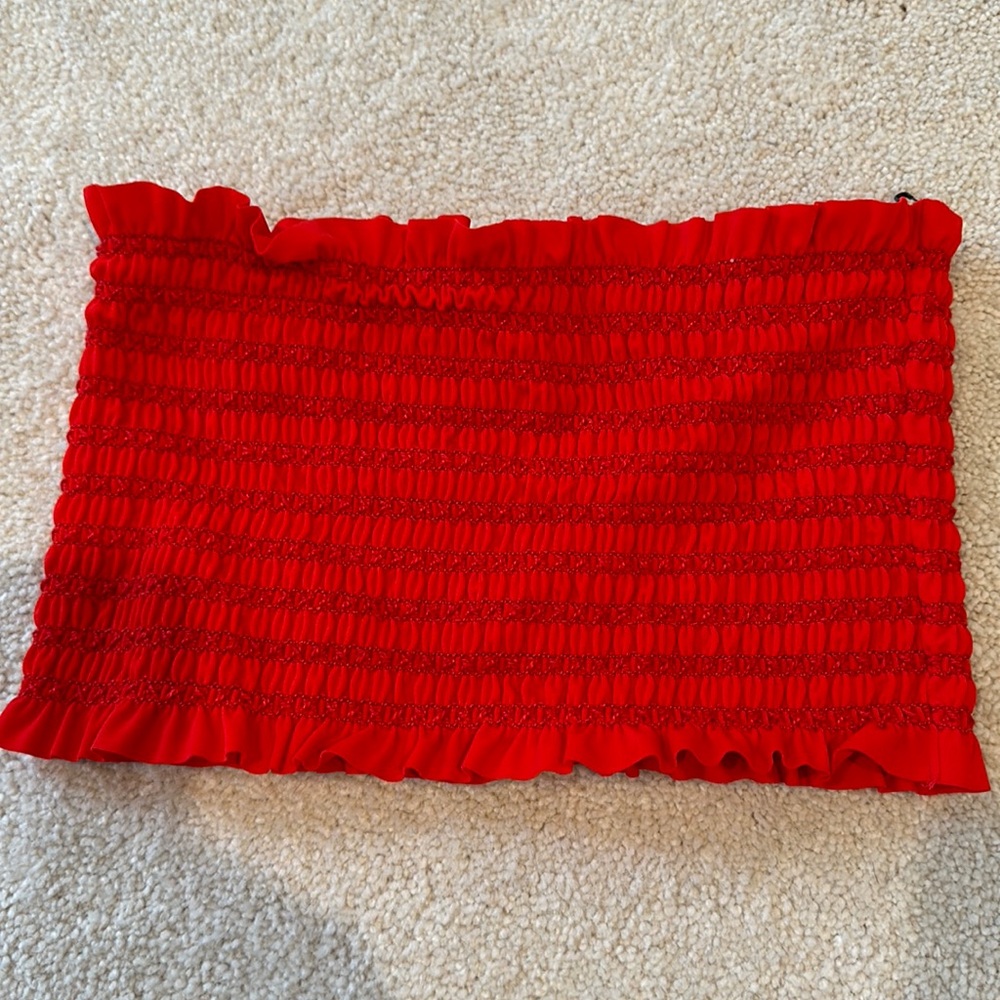 Ellejay Strapless Chelsea Top in Red